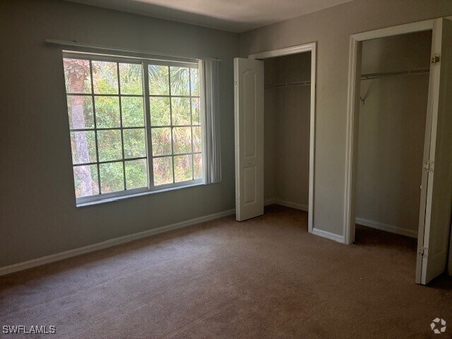 Building Photo - 9430 Ivy Brook Run Rental
