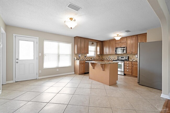 Photo - 8137 Imperial Dr