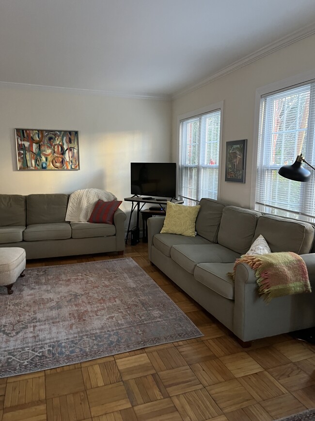 Living Room - 1739 Preston Rd Unidad Parkfairfax Condo