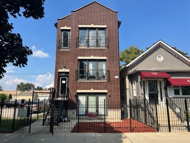 Building Photo - 4114 W Maypole Ave Unit 1 Rental