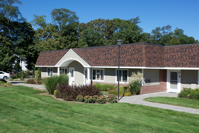 Building Photo - Fairfield At East Islip Rental