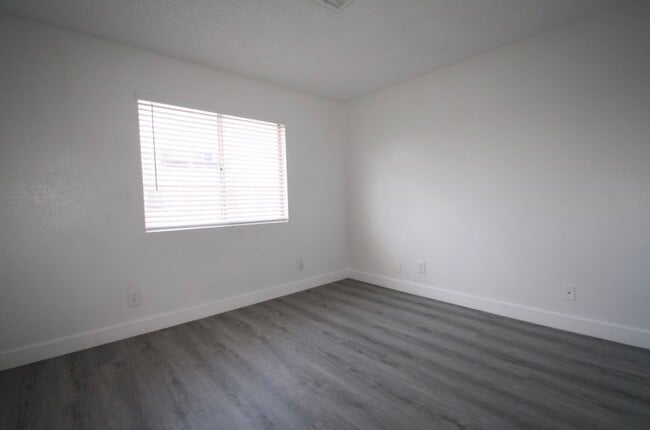 Photo - 921 Snug Harbor St Unit D