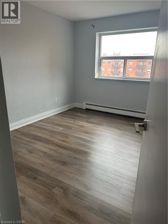 Photo - 579 Clare Ave Unité 212