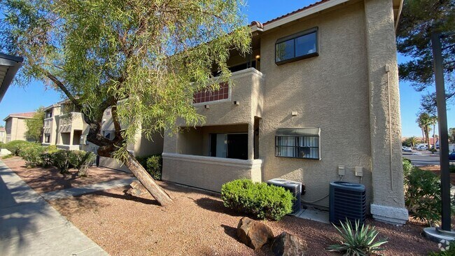 Building Photo - Spacious 2 Bed, 2 Bath Condo – Prime Locat... Unit 1003