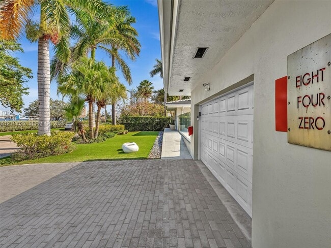 Photo - 840 S Southlake Dr