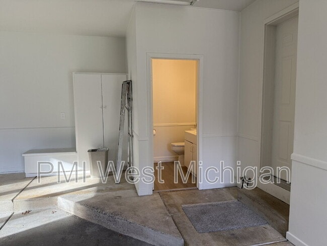 Photo - 623 146th Ave