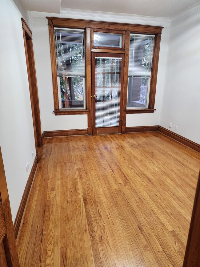 Photo - 823 N Hoyne Ave Unit Apartment 2