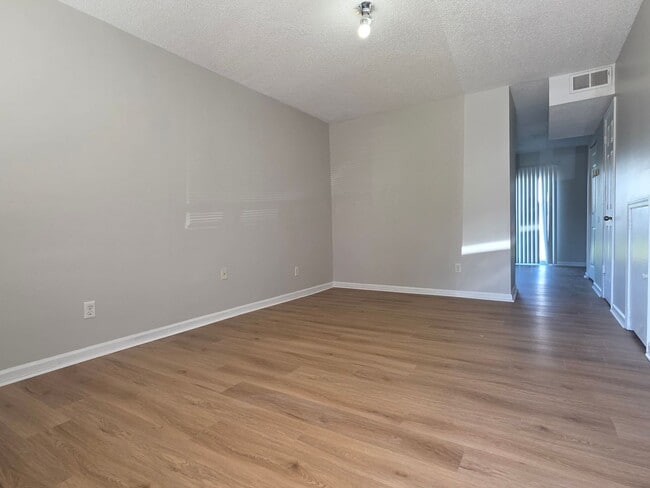 Photo - 1914-1920 Jessamine Road West Columbia, SC 29169 Unidad 1918