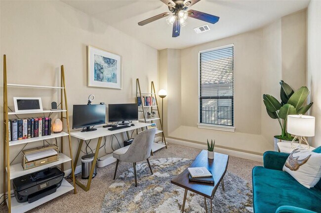 Photo - 2216 Gilia Dr