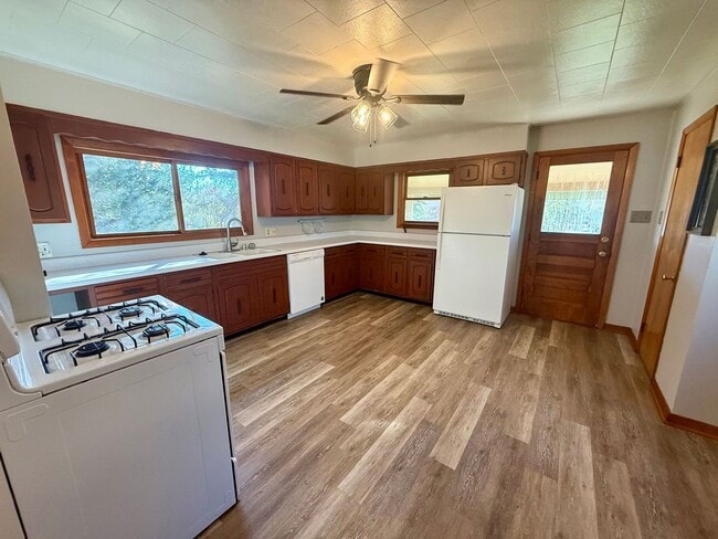 Photo - 3 Bed 1.5 Bath Single Family Home in Elcho