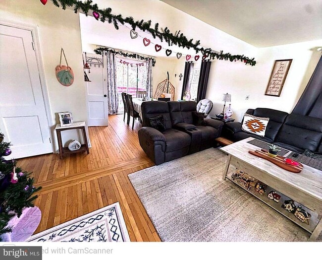 Photo - 409 Swarthmore Rd