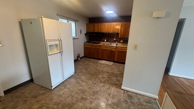 Photo - 1695 Keeler Ct