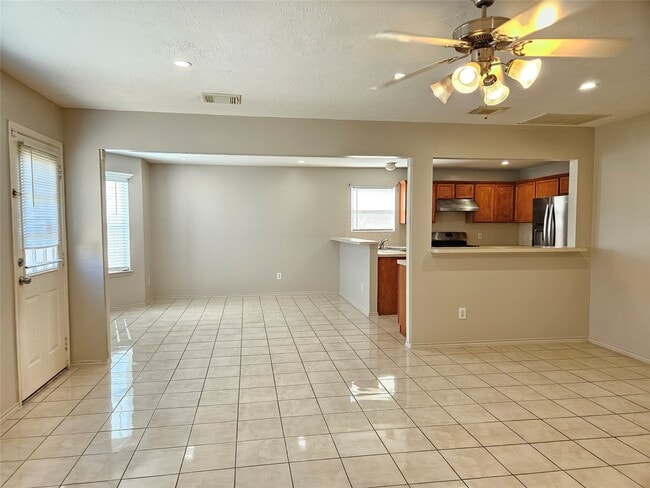 Photo - 9119 Regents Cove Ct