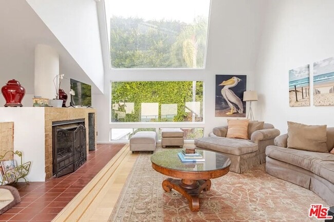 Photo - 21625 Pacific Coast Hwy