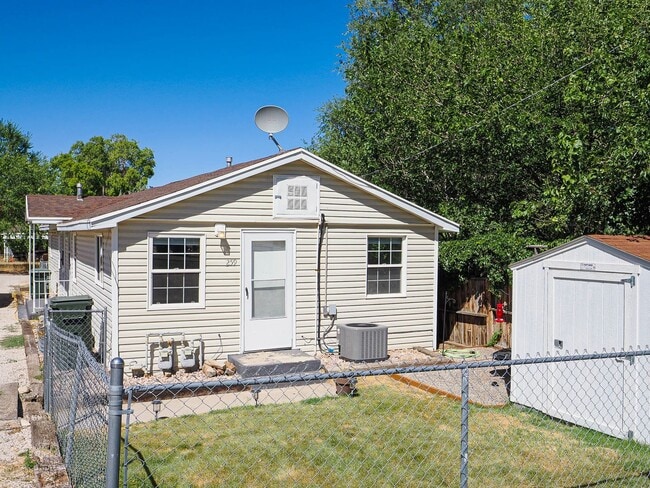 Building Photo - RES_DEEBEN_257 Unit 259 Rental