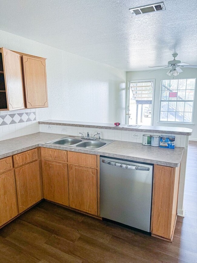 Photo - 338 S 40th St Unit #C