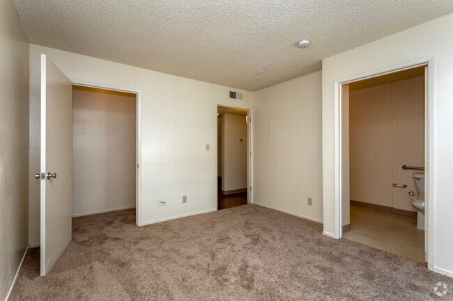 Photo - The Parks at Fig Garden