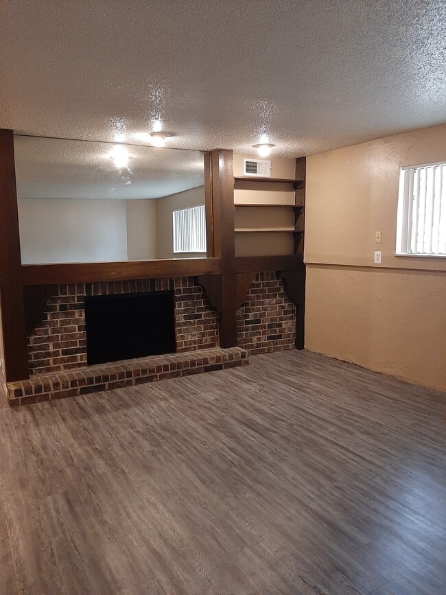 2 beds 1 bath