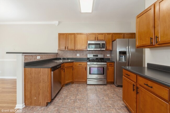 Photo - 2215 Stoughton Dr