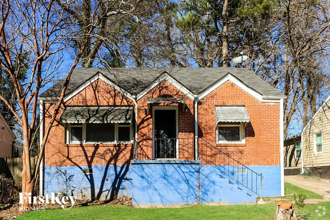 Building Photo - 2446 Hillside Ave Rental