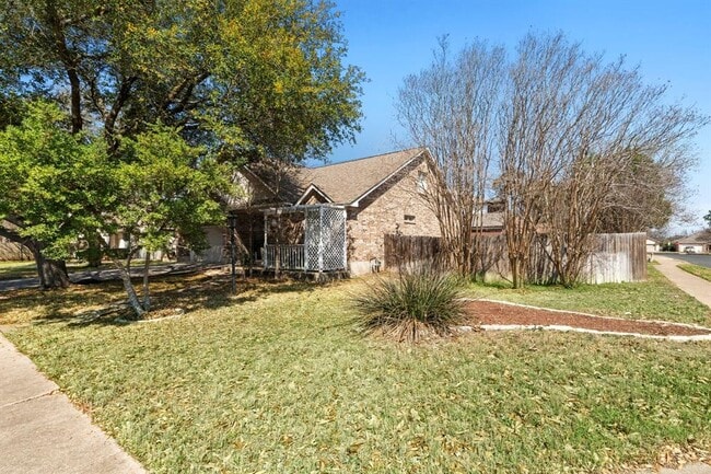 Photo - 3600 Malone Dr