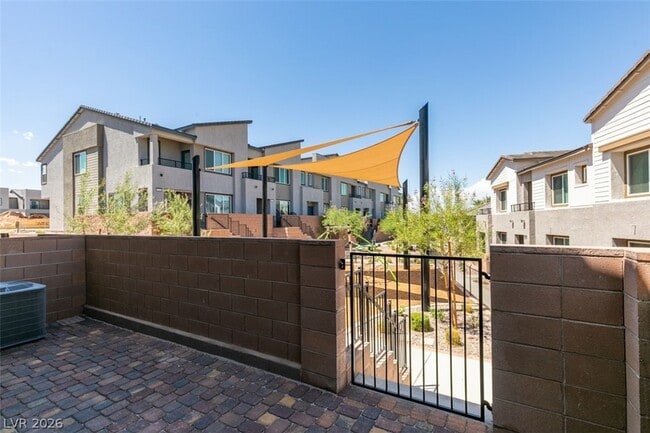 1031 Valeria Rdg Ln