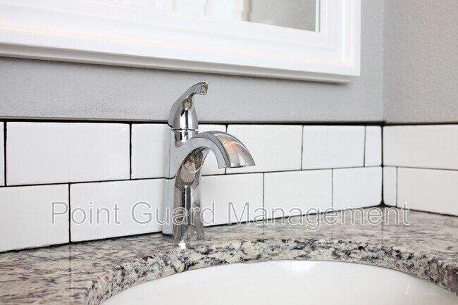 Photo - 534 N Dunsworth Ave