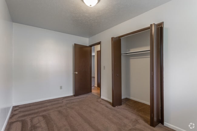 2BD 1BA 500 sq.ft.