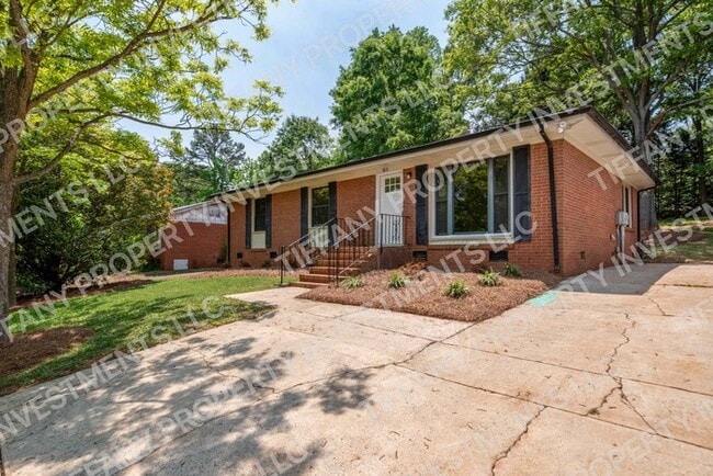 Photo - 800 Tilden Rd