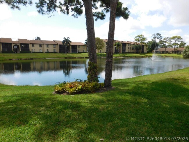 Photo - 627 Sea Pine Way Unit A2