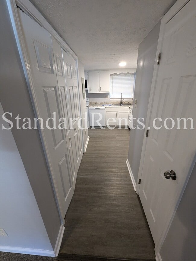 Photo - 2870 Spruce Cir