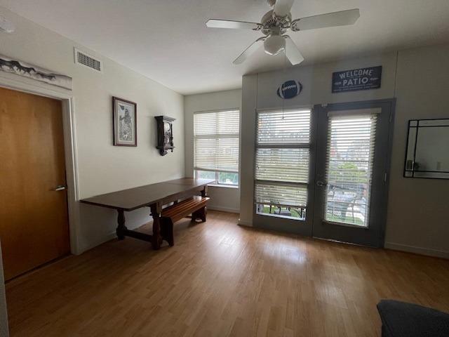 Photo - 711 W 26th St Unidad 606