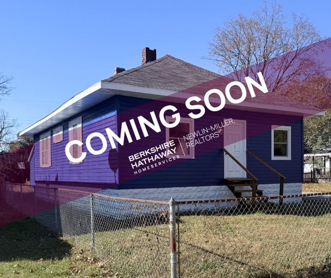 Building Photo - Newly Remolded 2 Bedroom Home on the South...