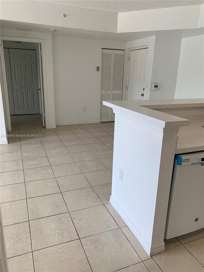 Photo - 2160 E Preserve Way Unidad 203