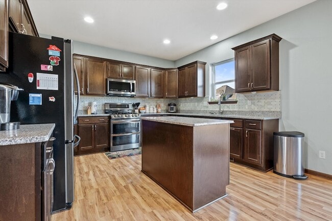 Photo - N42W22770 Beacon Ct
