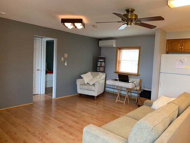 Photo - 3030 Butler Pike Unidad 1st Floor