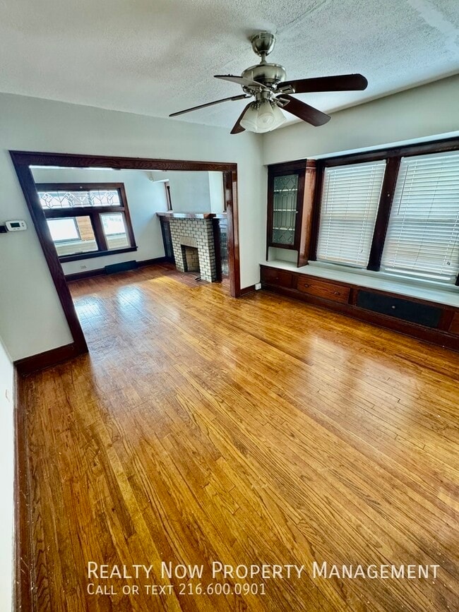 Photo - 8225 Rosewood Ave Unit 1