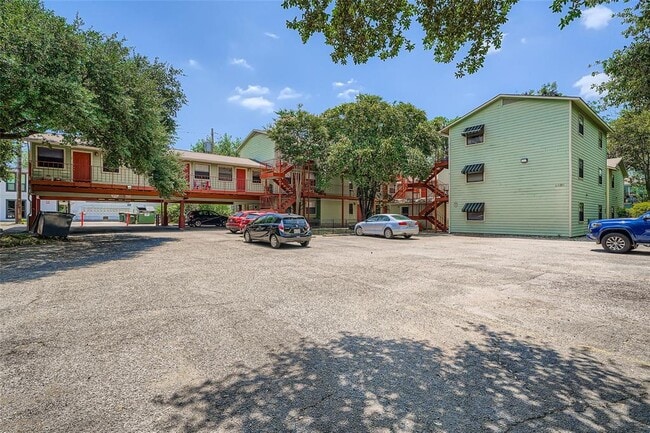 Building Photo - 4405 Avenue A Unit 8 Rental