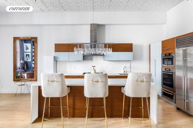 Photo - 463 Broome St