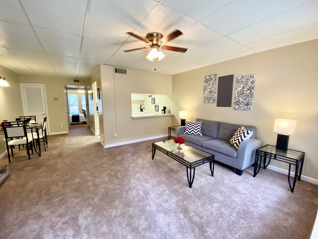 Building Photo - Phoenix Rental