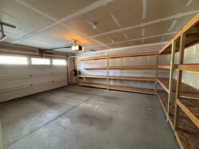 Photo - 140 Paddock Cir