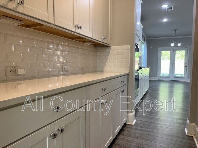 Photo - 5145 Explorer Ln