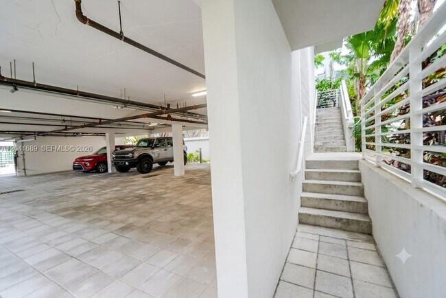 619 Meridian Ave Unit 4