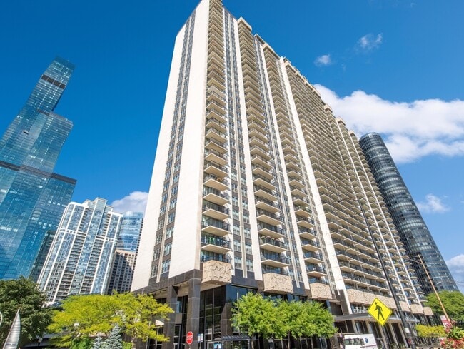 Photo - 400 E Randolph St Condo Unit 3916
