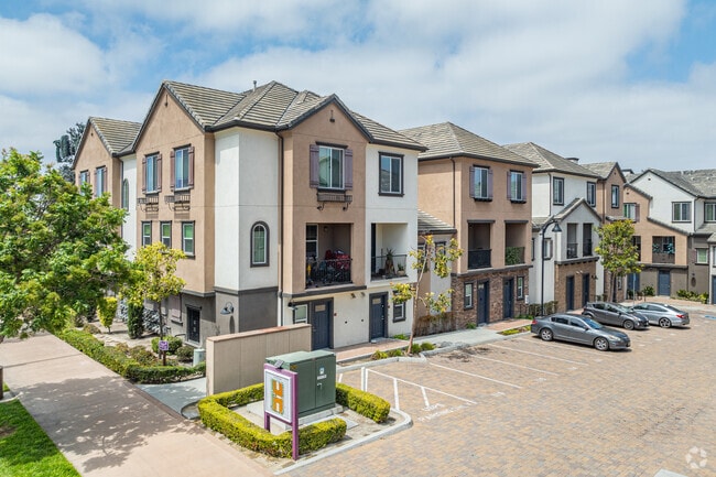 1904-1924 E Palomar St - Contessa at Otay Ranch