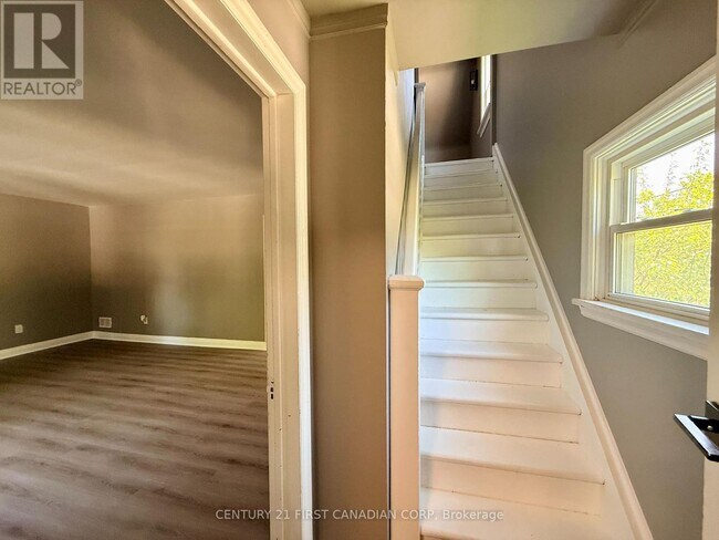 Photo - 363 Ashland Ave Unit #1