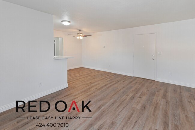 Photo - Beautiful Two Bedroom with a Spacious Open... Unidad 1790-1