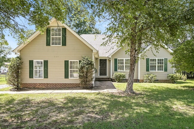 Building Photo - 113 Bristol Dr