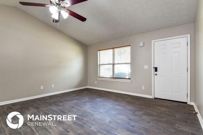 Photo - 8043 Trinity Park Dr