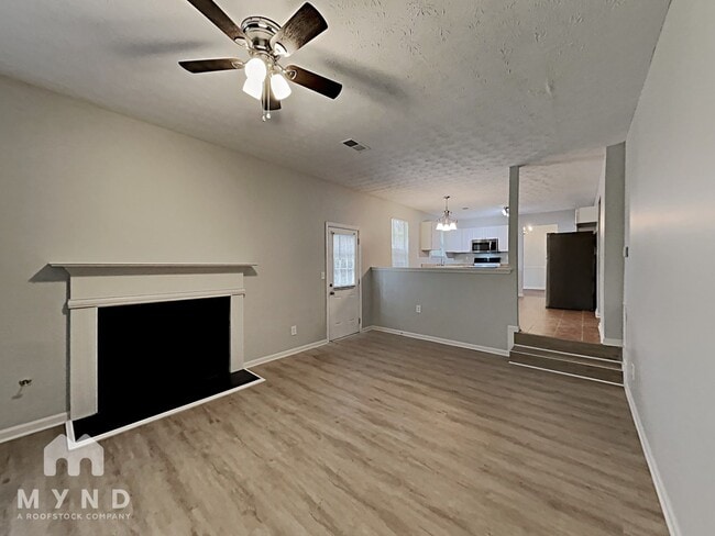 Photo - 10851 Southshore Ct